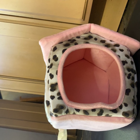 Mini animal stuffed house - Picture 3 of 4